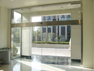 成都自動門維修—門扇開關時自動門速度太慢