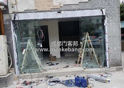 雙流無人酒店感應門安裝現場 雙流無人酒店感應門安裝現場