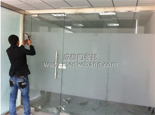 成都商鋪玻璃門,辦公室玻璃門安裝公司 成都商鋪玻璃門,辦公室玻璃門安裝公司
